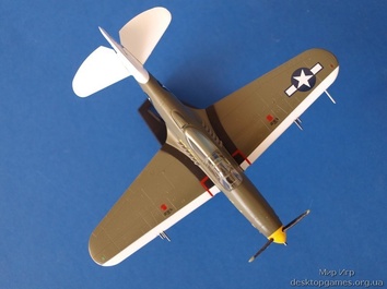 Собранная модель самолета P-39Q - фото 4