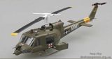 Собранная модель вертолёта  Белл UH-1B «Ирокез»