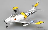 Собранная модель самолета Норт Американ F-86 «Сейбр»
