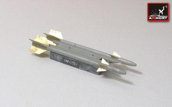 AIM-9E Sidewinder + 2 x AERO 3B launchers with F-105 adapter (2pcs.)
