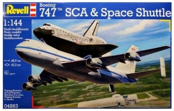 Космический корабль и пассажирский самолет Space Shuttle & Boeing 747