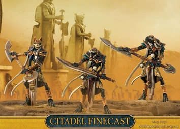 TOMB KINGS USHABTI WITH GREAT WEAPONS